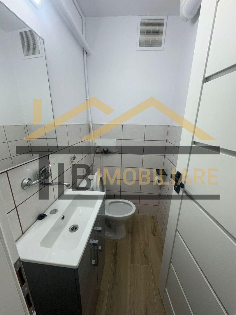 Apartament de 3 camere, 70 mp, decomandat, Zona Fortuna - Poză 12