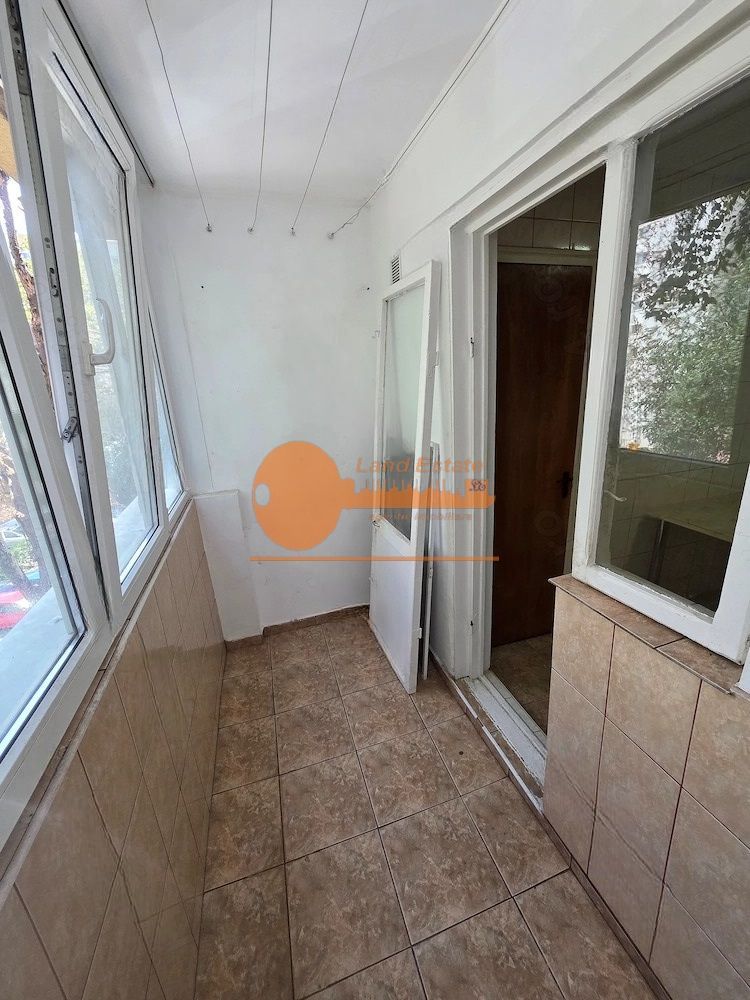 Apartament cu 2 camere zona Chisinau-Bloc Reabilitat - Poză 3