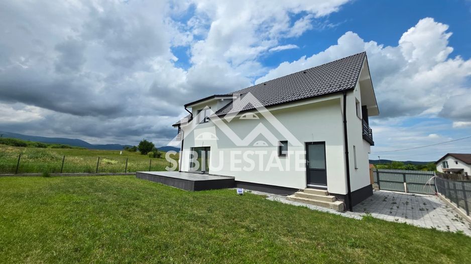 Casa individuala 5 camere, 3 bai, Cristian, Sibiu - Poză 25