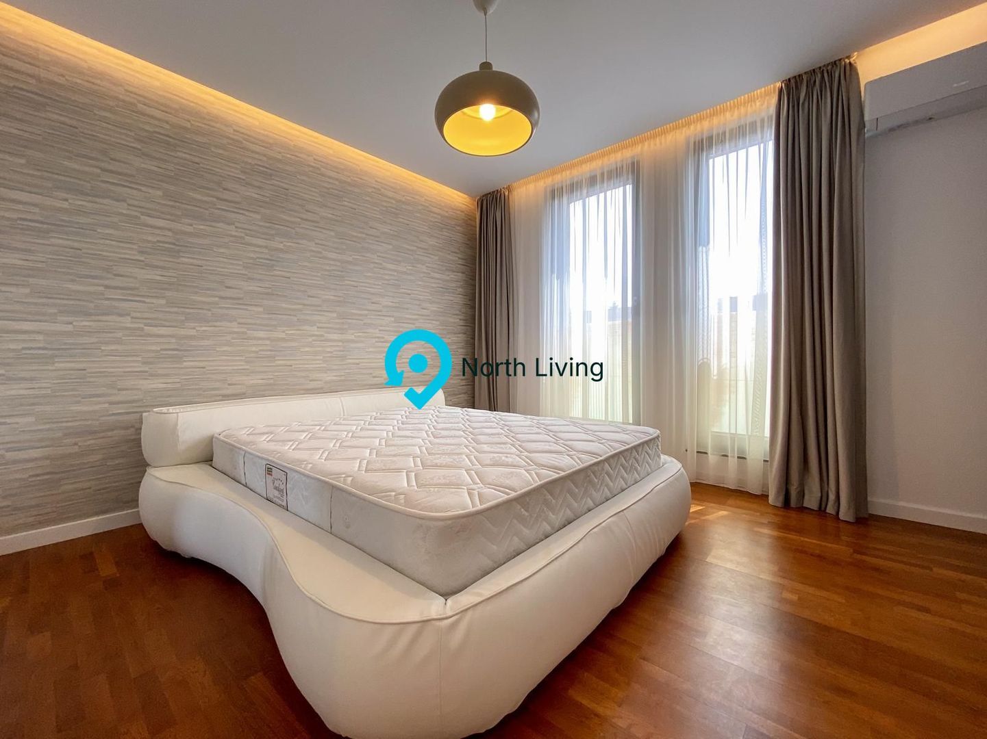 Vila 5 camere Pipera | 2 parcari | gradina - Poză 14