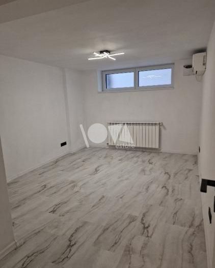 Pentru inchiriere Duplex 5 camere ( Parter + Demisol ) in vila Piata Romana - Poză 12