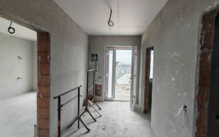 Casa la cheie in CRISTIAN pe Parter, zona de vile,250.000 euro - Poză 11
