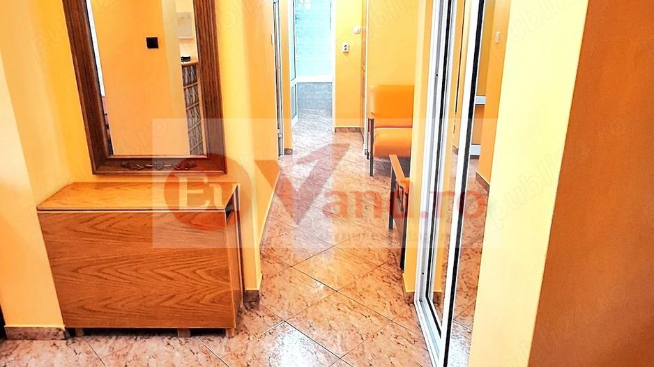 De inchiriat apartament  renovat cu 3 camereTiglina 3, 500 E - Poză 5