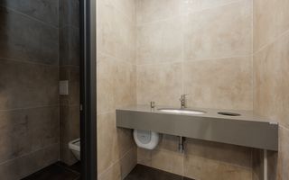 Chirie un complex de birouri ultra-modern, bulevardul Dacia, Botanica - Poză 14