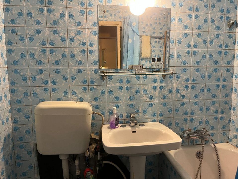 4 camere, 2 bai, et 2/4 de renovat Izvorul Muresului - Poză 6