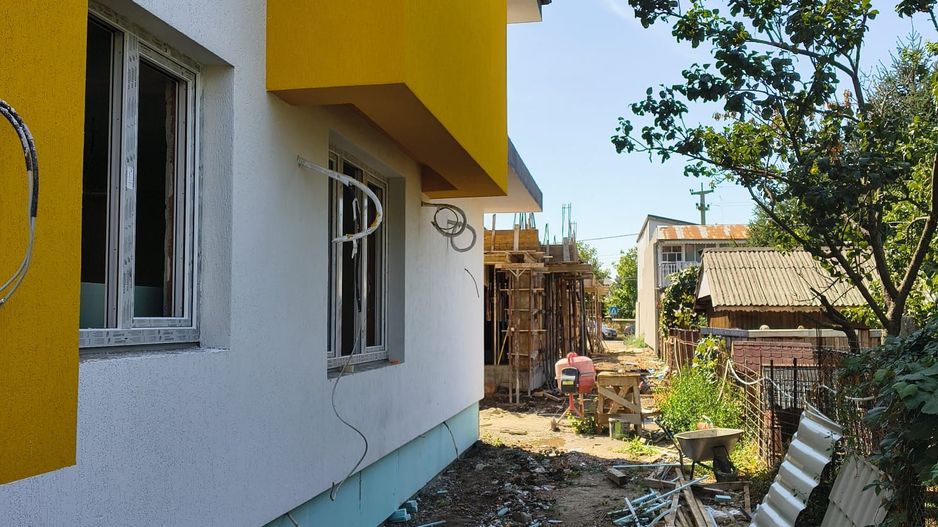 vila ind.5cam,3bai/centruPopesti Leordeni-str.Erou Pantazica Gabr - Poză 7