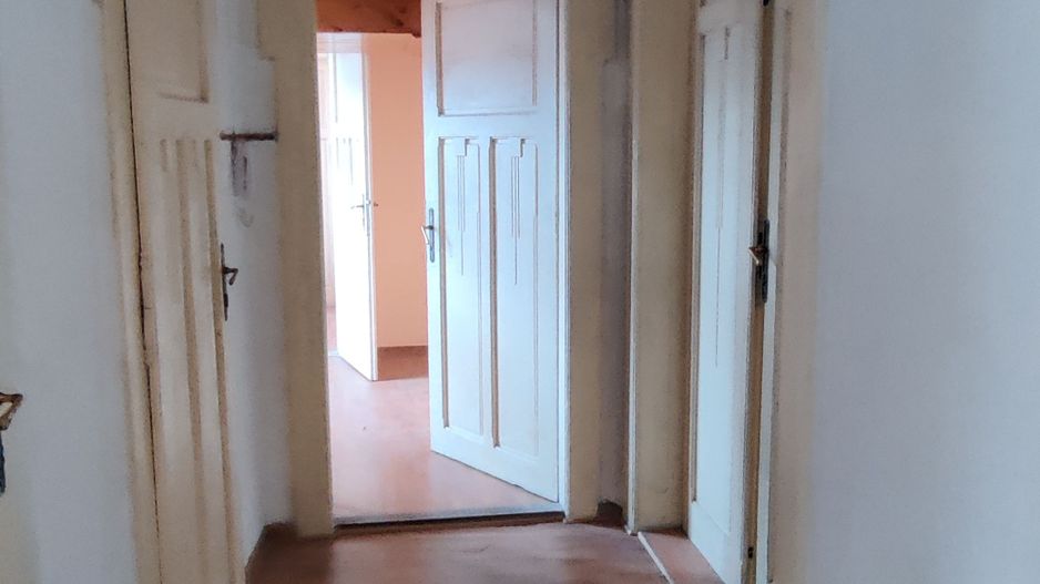 APARTAMENT 4 CAMERE CLADIRE ISTORICA -  ZONA TRAIAN - Poză 7