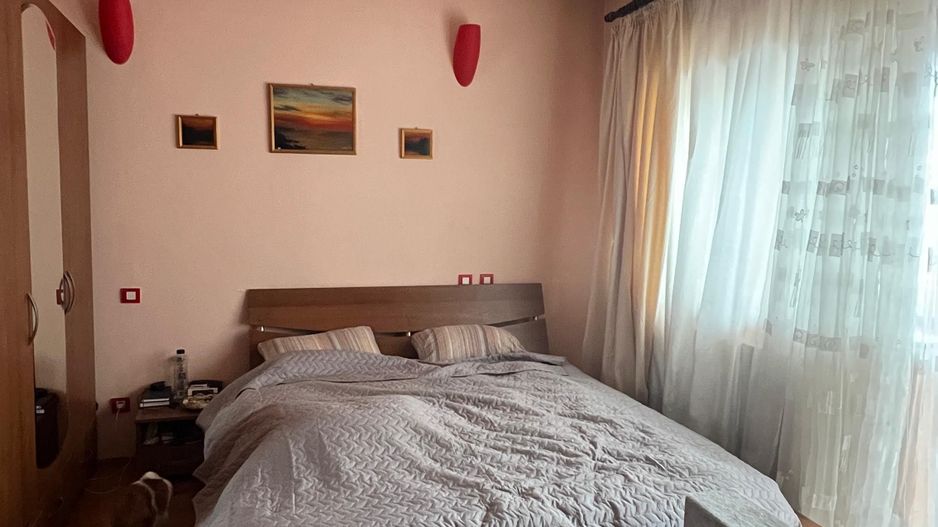 Vila Damaroaia - langa lacul Grivita - Poză 7