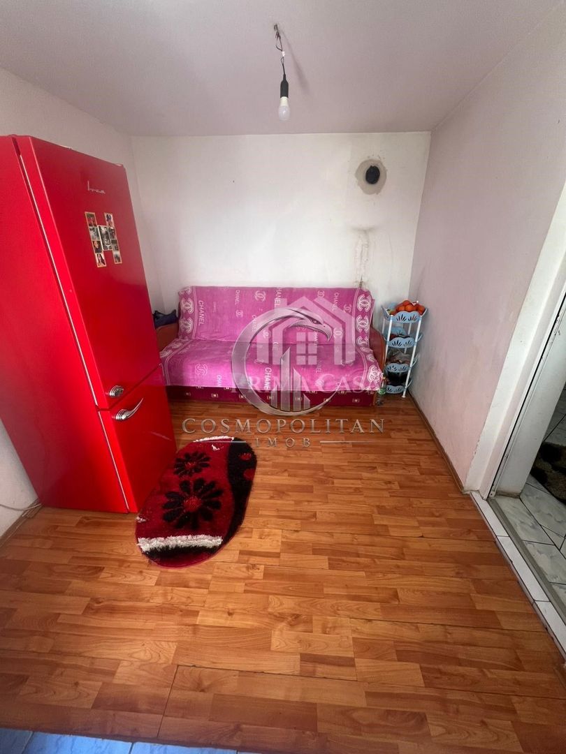 Casa si teren in comuna Mihailesti SC=100mp teren=820mp Pret: 28.000 neg. - Poză 15