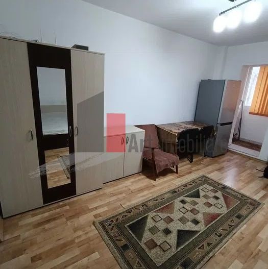 Garsonieră Pet-friendly si pentru fumatori (balcon) | 32 m²  | Vitan - Poză 2