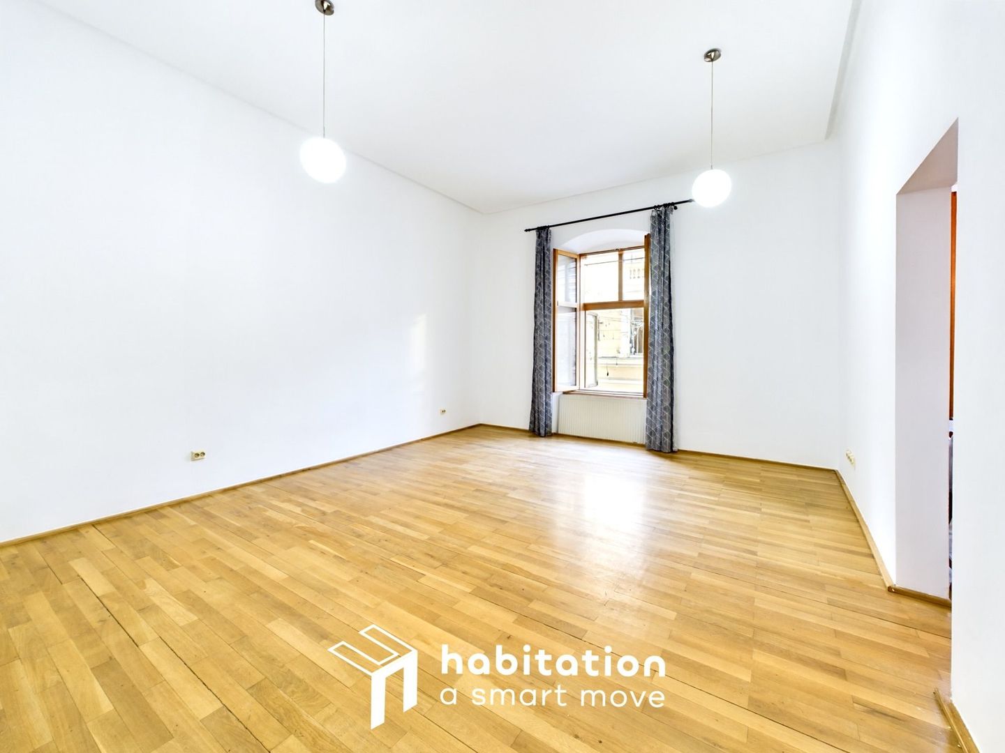 Apartament boem 1 cameră, anexe 73 mp – Piața Unirii, zonă pietonală - Poză 3