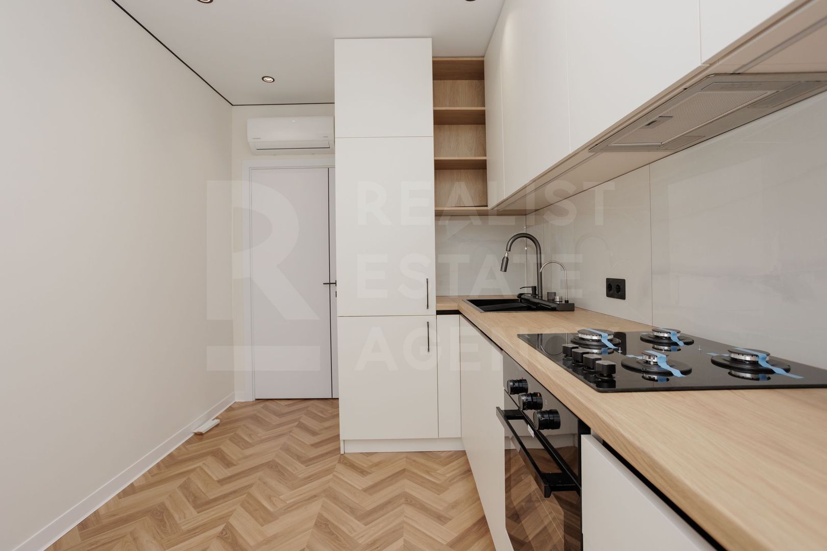 Vânzare, apartament 2 camere, str.  Valea Apelor, Botanica - Poză 4