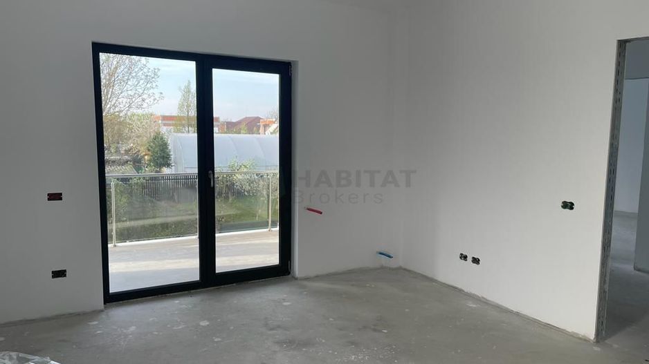 Vilă spațioasă Tunari | Curte mare | Complex închis - Poză 16