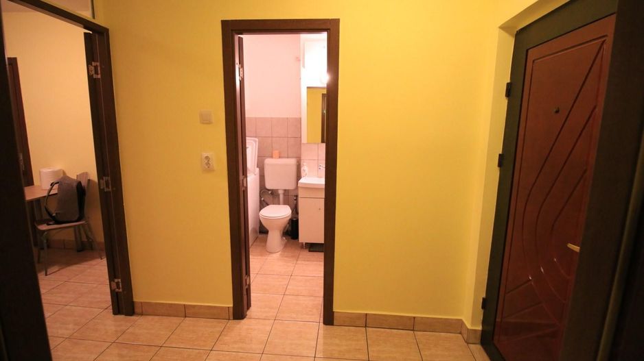 Vlahuta, garsoniera sectiune mare - Poză 6