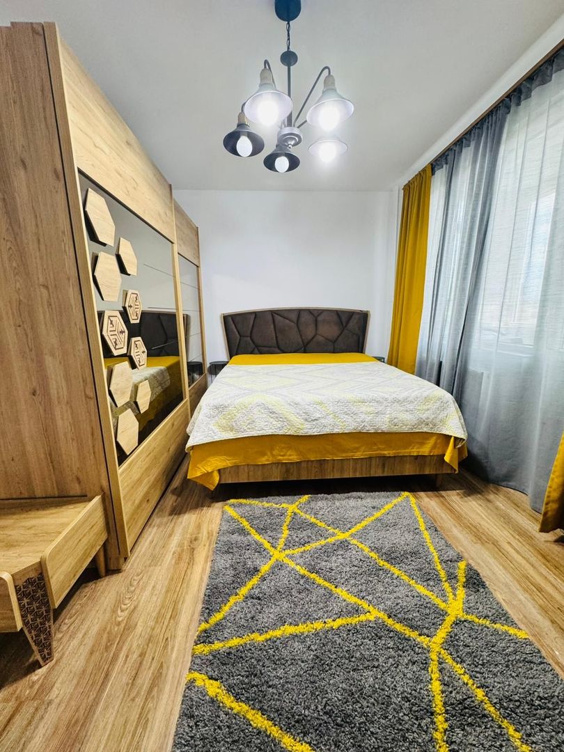 Apartament 3 camere de închiriat | Gara De Nord | 5 Min Metrou - Poză 2