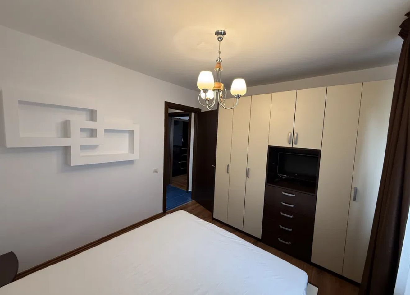 AP. 3 CAMERE - PANTELIMON, BLOC REABILITAT, BUCATARIE INCHISA, MODERN - Poză 2