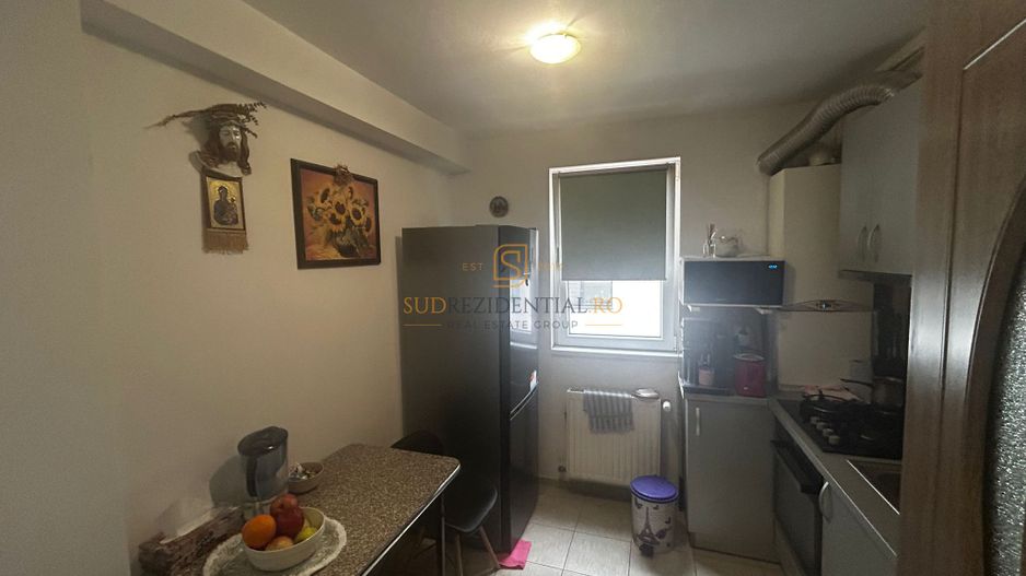Apartament cu 3 camere, 1/3, decomandat, Brancoveanu, Comision 0% - Poză 4
