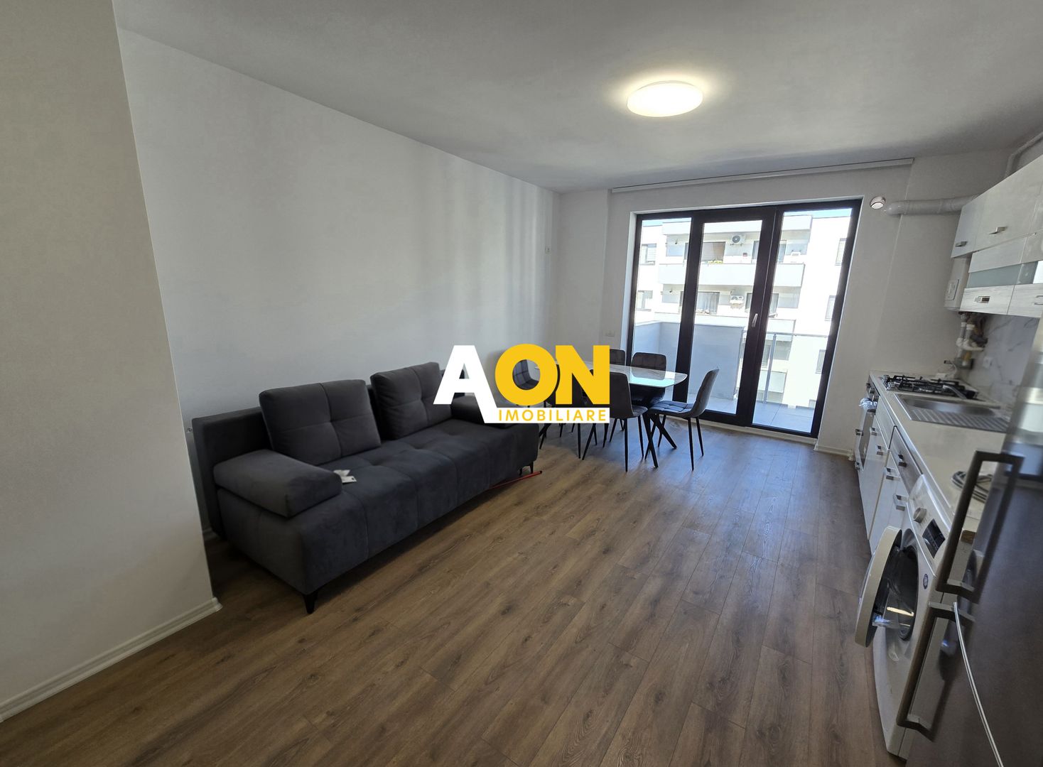 Apartament cu 3 Camere, Bloc Nou, Prima Închiriere, Zona Centru - Poză 2