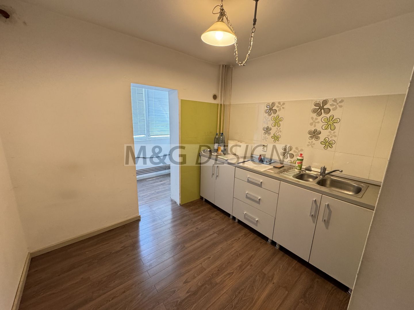 Apartament 3 camere zona Andrei Saguna etaj 2 - Poză 1