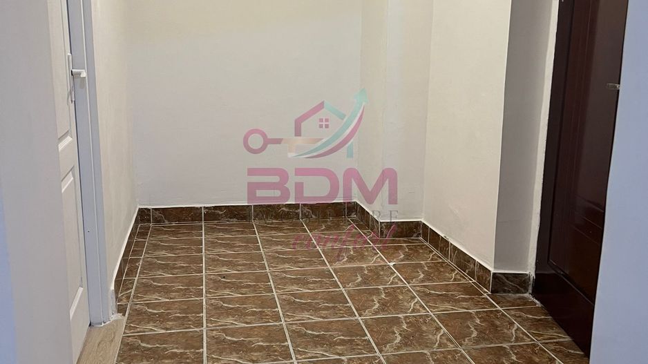 COMISION 0 | Apartament 2 camere | decomandat | zona Micro 2 - Poză 4