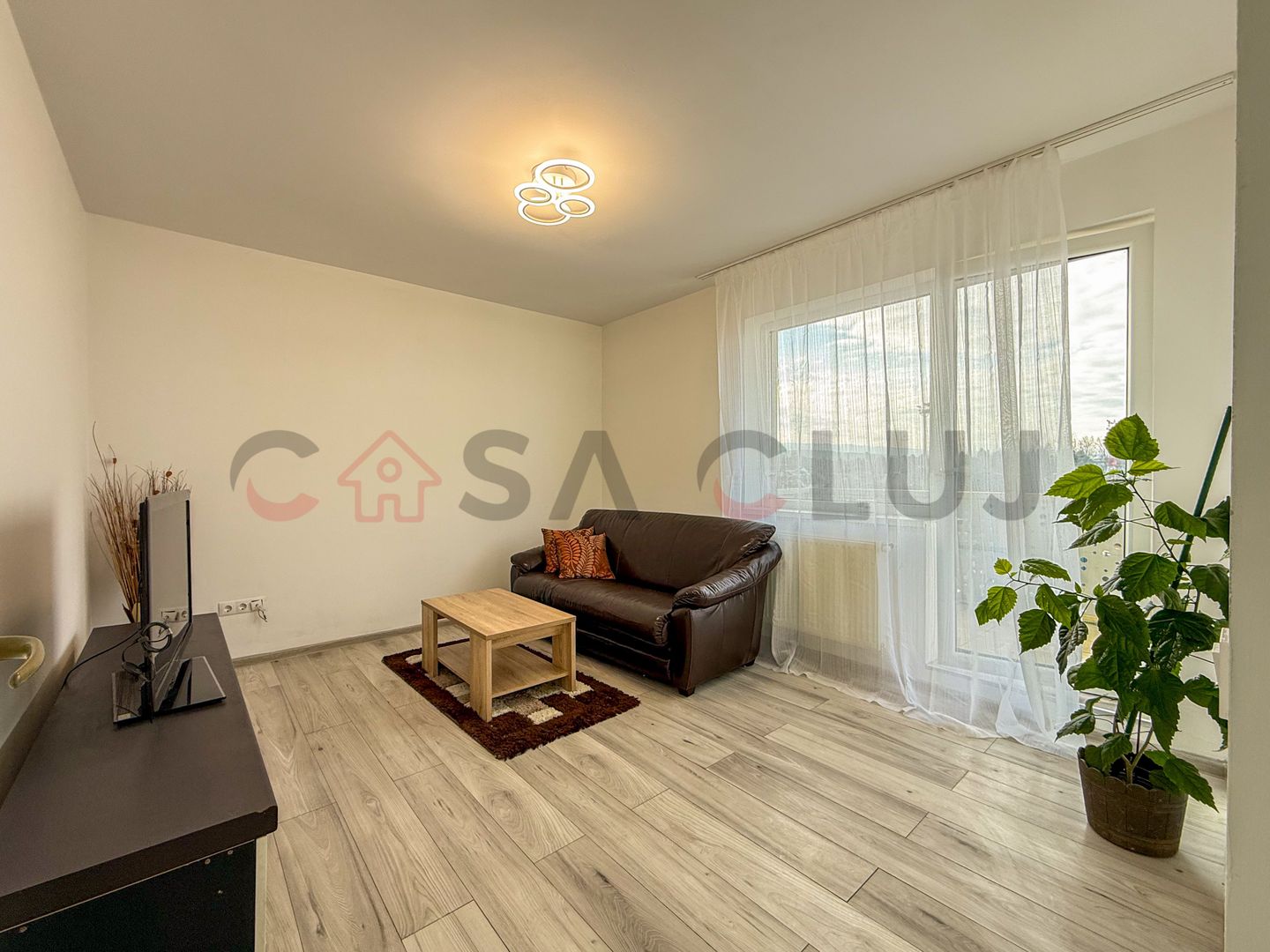 Compartimentare practică, La cheie, Ideal pentru locuit/investiții - Poză 3