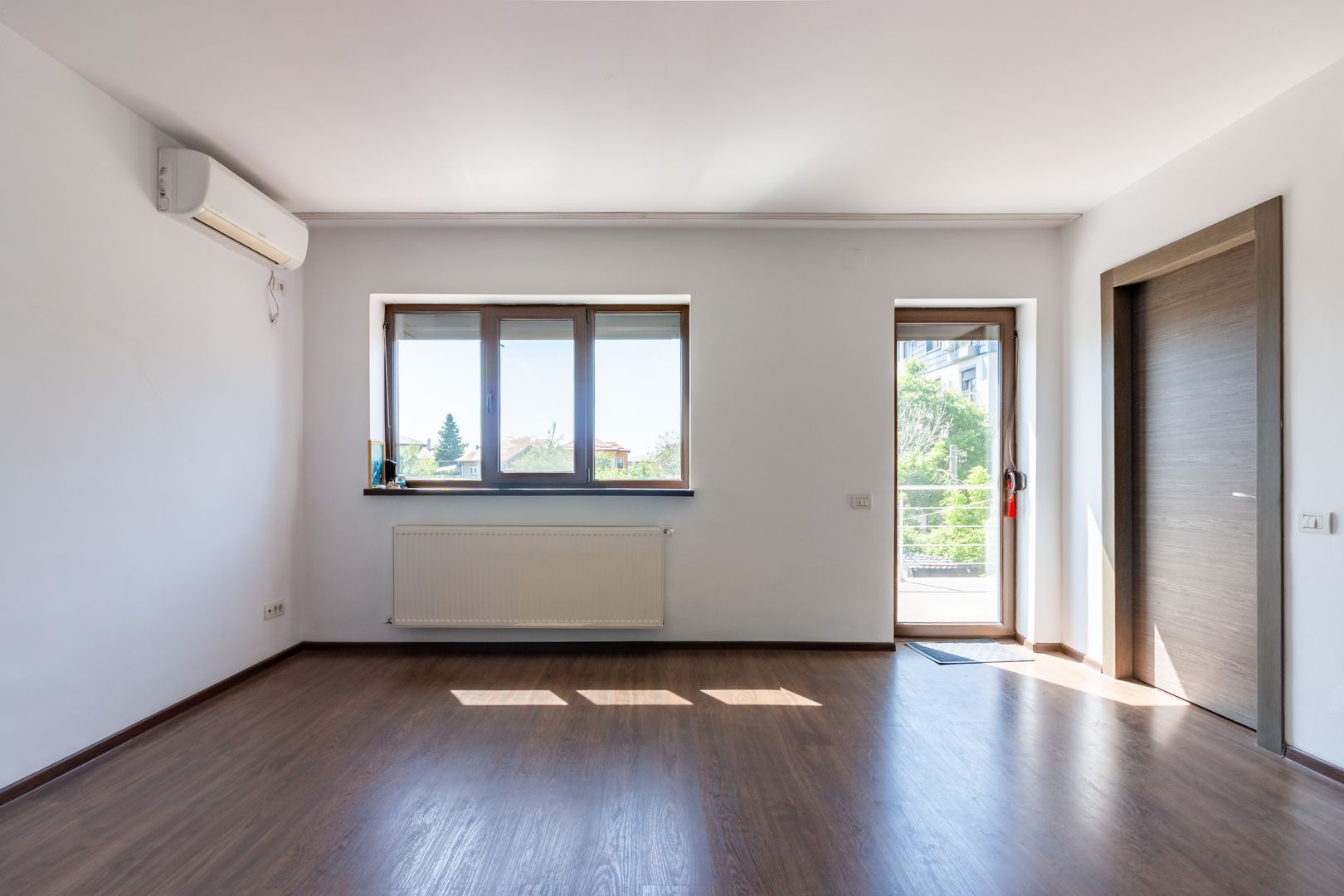 Casă / Vilă cu 5 camere de vânzare Alexandriei/Ion Conea - Poză 36