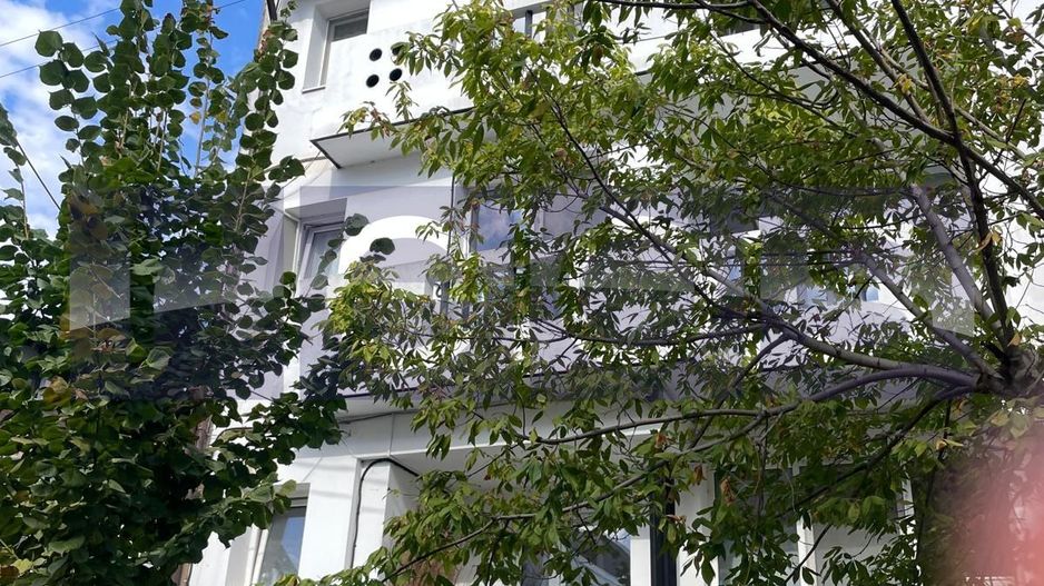 VANZARE | VILA DEOSEBITĂ | ZONA PARC CIRCULUI BARBU VACARESCU | 450MP - Poză 1