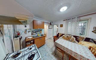 Casă de vânzare în Sânpetru Vechi - singur în curte, garaj, foișor - Poză 10