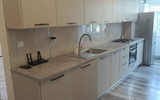 Apartament 3 camere semidecomandat | 58mp | balcon | cartier Marasti - Poză 2