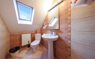 Vilă spațioasă de vânzare în Predeluț, Bran | 2000mp - Poză 17