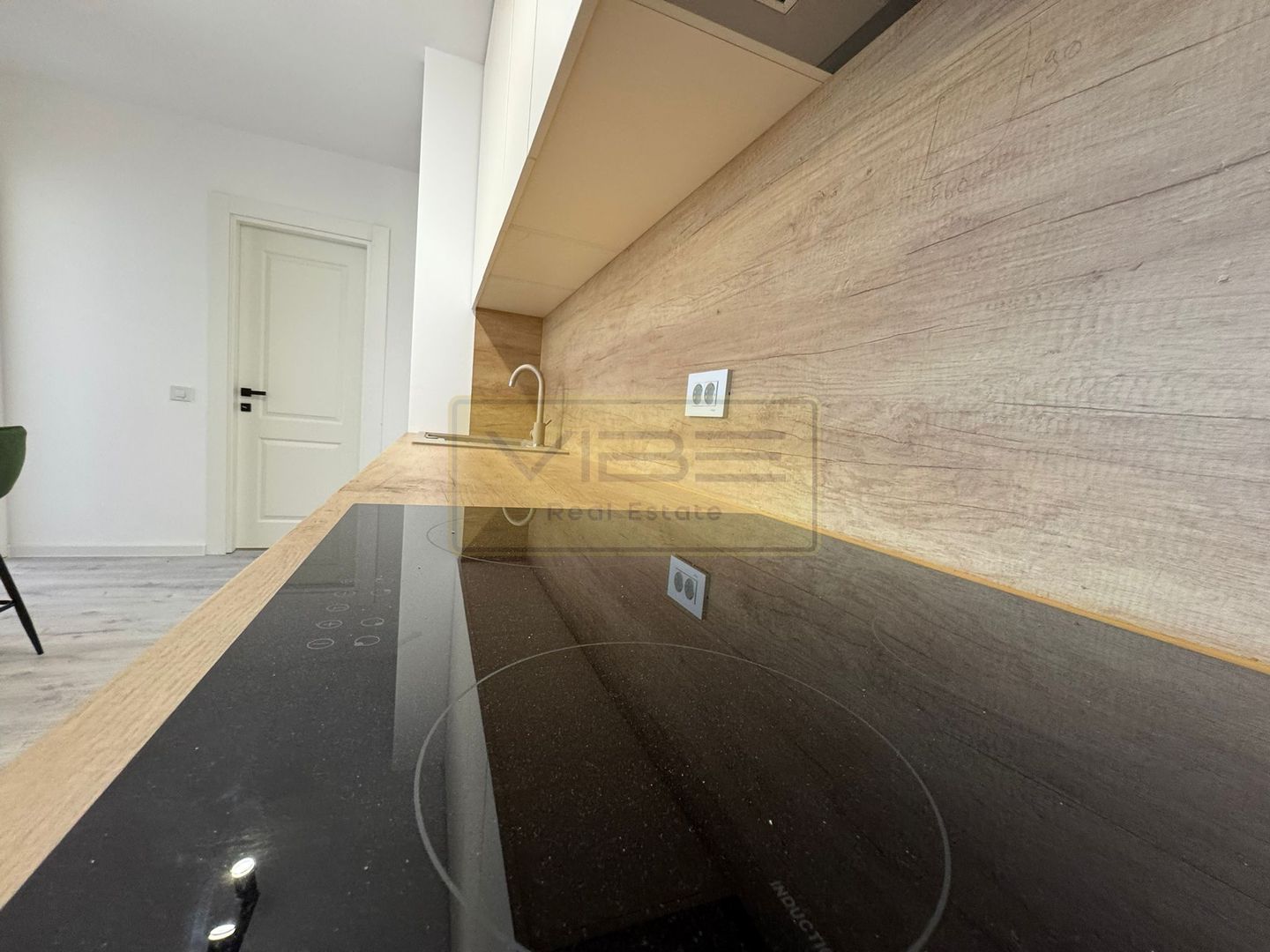 Apartament 2 camere Poitiers Towers Continental - Poză 8