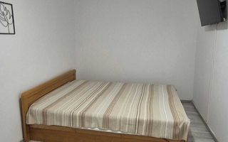 Apartament 3 camere - Alexandru Cel Bun- etaj 2/4 – 400 € - Poză 1