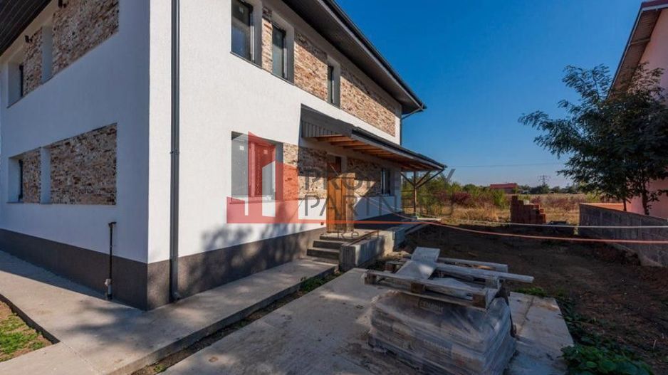 Vila superba, Tartasesti - Dambovita - Poză 16