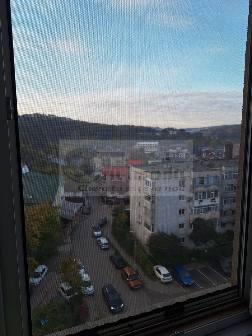 Apartament 2 cam decomandat- Bld. Poitiers- 115.000 euro - Poză 3