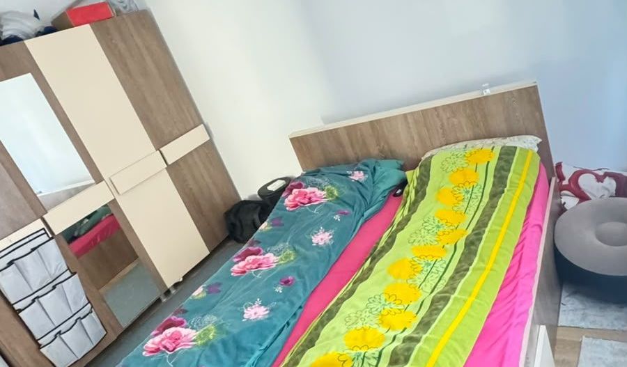 🏡 CASĂ DE VÂNZARE ÎNTR-O ZONĂ BUNĂ – CONFORT, SPAȚIU ȘI POSIBILITATE - Poză 4