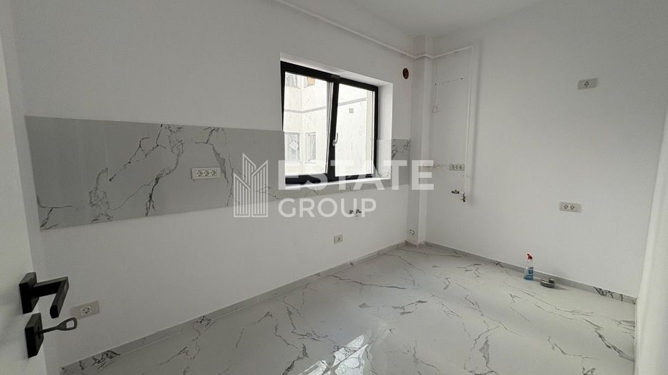 Apartament cu 3 camere si 2 bai in Giroc - Poză 2