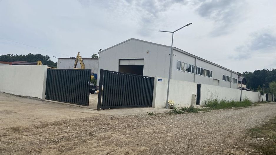 Hala de vanzare,Pantelimon - Poză 1