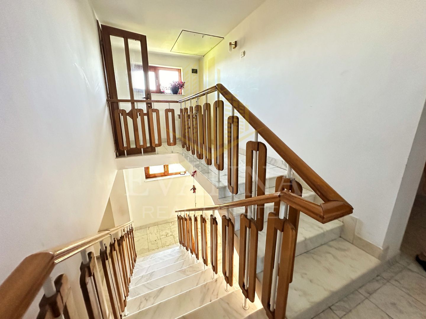 Strada Grigore Ureche / Casa de vanzare - Poză 4