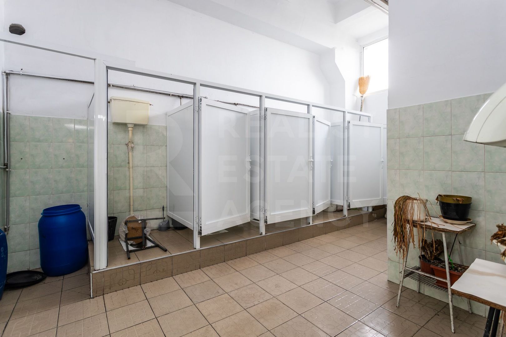 Chirie, spațiu industrial, 3000 mp, str. Sprîncenoaia, Centru - Poză 18