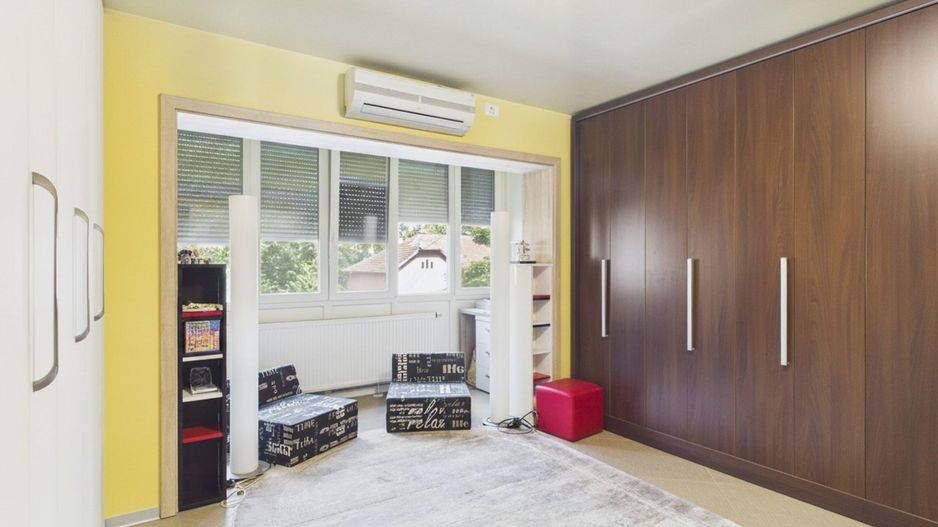 Apartament 3 camere, 2băi, complet mobilat Complex - Poză 19