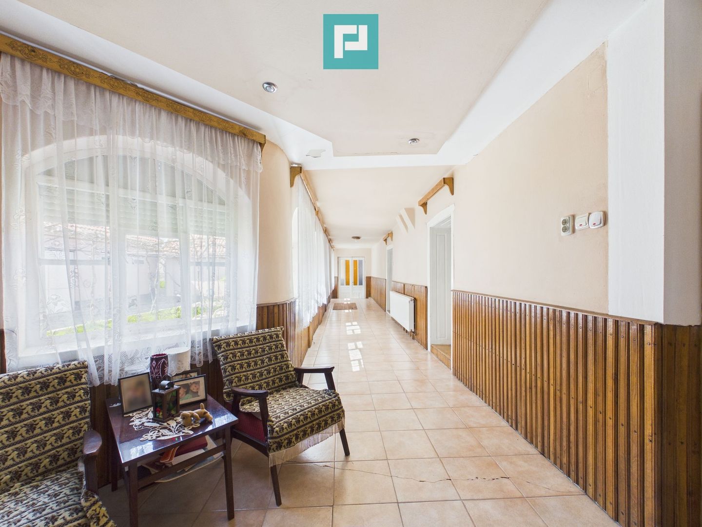 Casă solidă cu 5 camere in localitatea Almaș, Arad - Poză 13