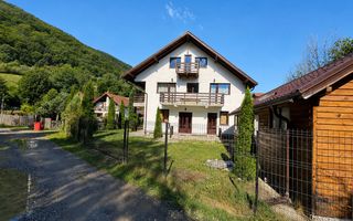 Proprietate spațioasă în Predeluț – la doar 800 m de centrul stațiunii Bran - Poză 1