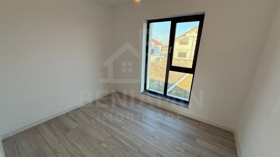 Casa Moderna-Lux-La cheie-Mobilata-Utilata-Model deosebit-Libera - Poză 9
