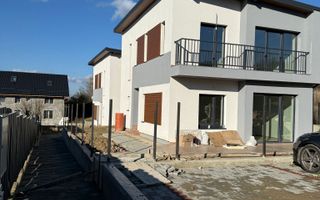 Casă moderna P+E 4 camere – Bârnova, 100 mp, curte 250 mp -180.000 € - Poză 1