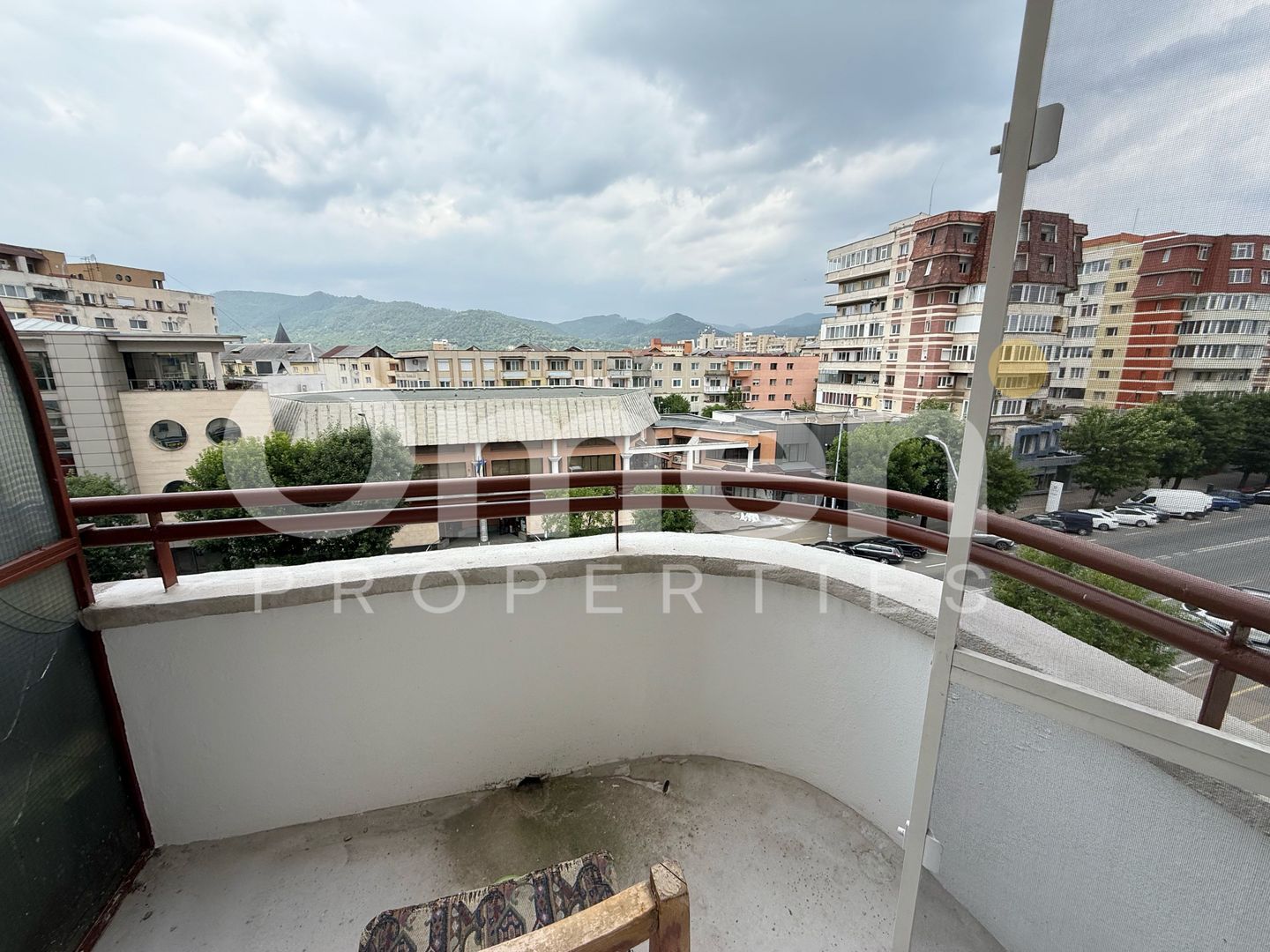 Garsoniera de închiriat | b-dul Traian ( Karaffe) | etaj 4/8 | cu lift - Poză 4
