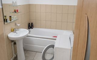 Casă de vânzare – Tătărași, toate utilitatile, libera! - Poză 7