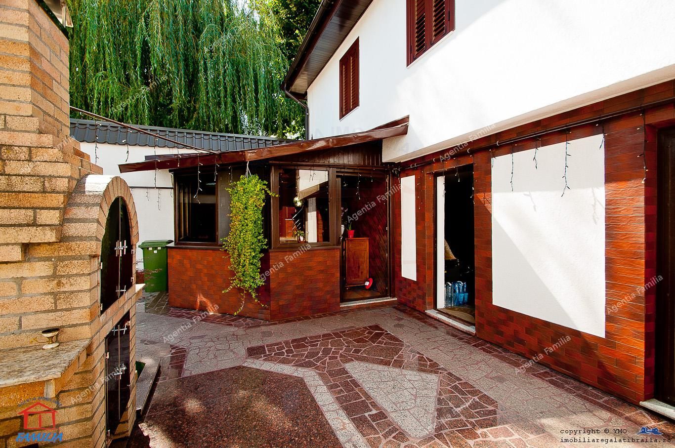 Vanzare vila clasica amenajata in stil Baroc situata in Galati - Poză 11