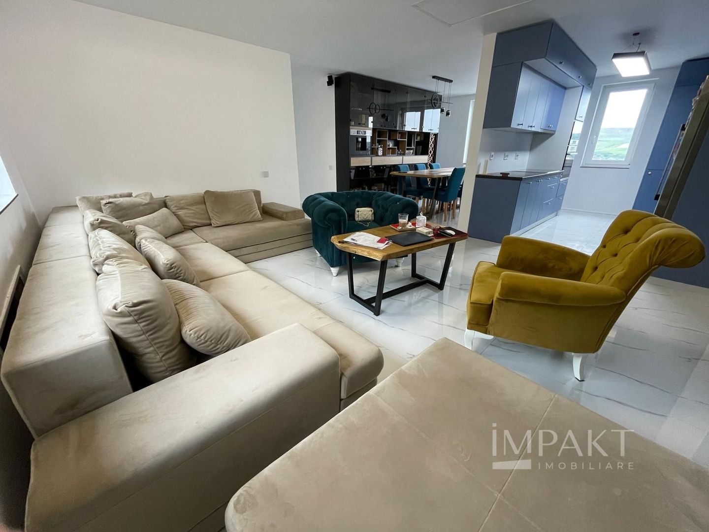 Penthouse Exclusivist cu 2 Terase Panoramice și Jacuzzi - Poză 3