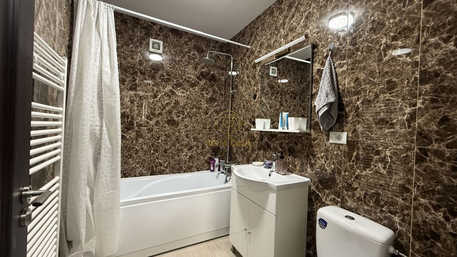 De inchiriat Apartament Bloc Nou/2 Camere/Balcon/Parcare - Poză 4