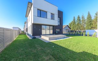 Vila Individuale de Lux în Tunari - Poză 24